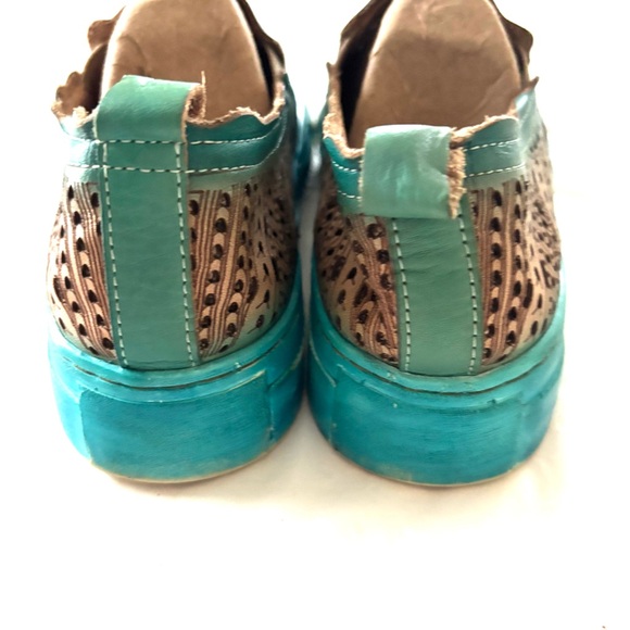 L'ATISTE Hanna Slip On Sneakers Loafers Blue Cream Scallop trim SZ 5 WORN 1X - Picture 8 of 14